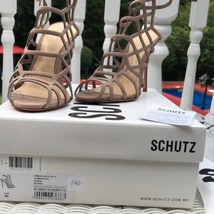 Schultz new shoes